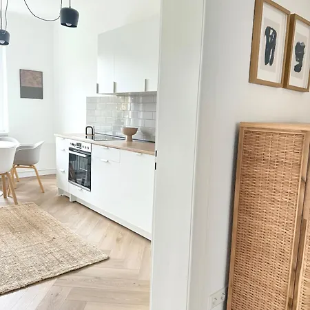 Helle Altbauperle Zwischen Koeln & Duesseldorf Appartement *
