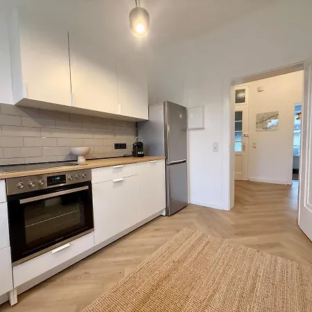 Helle Altbauperle Zwischen Koeln & Duesseldorf