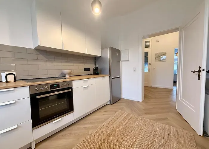 Helle Altbauperle Zwischen Koeln & Duesseldorf